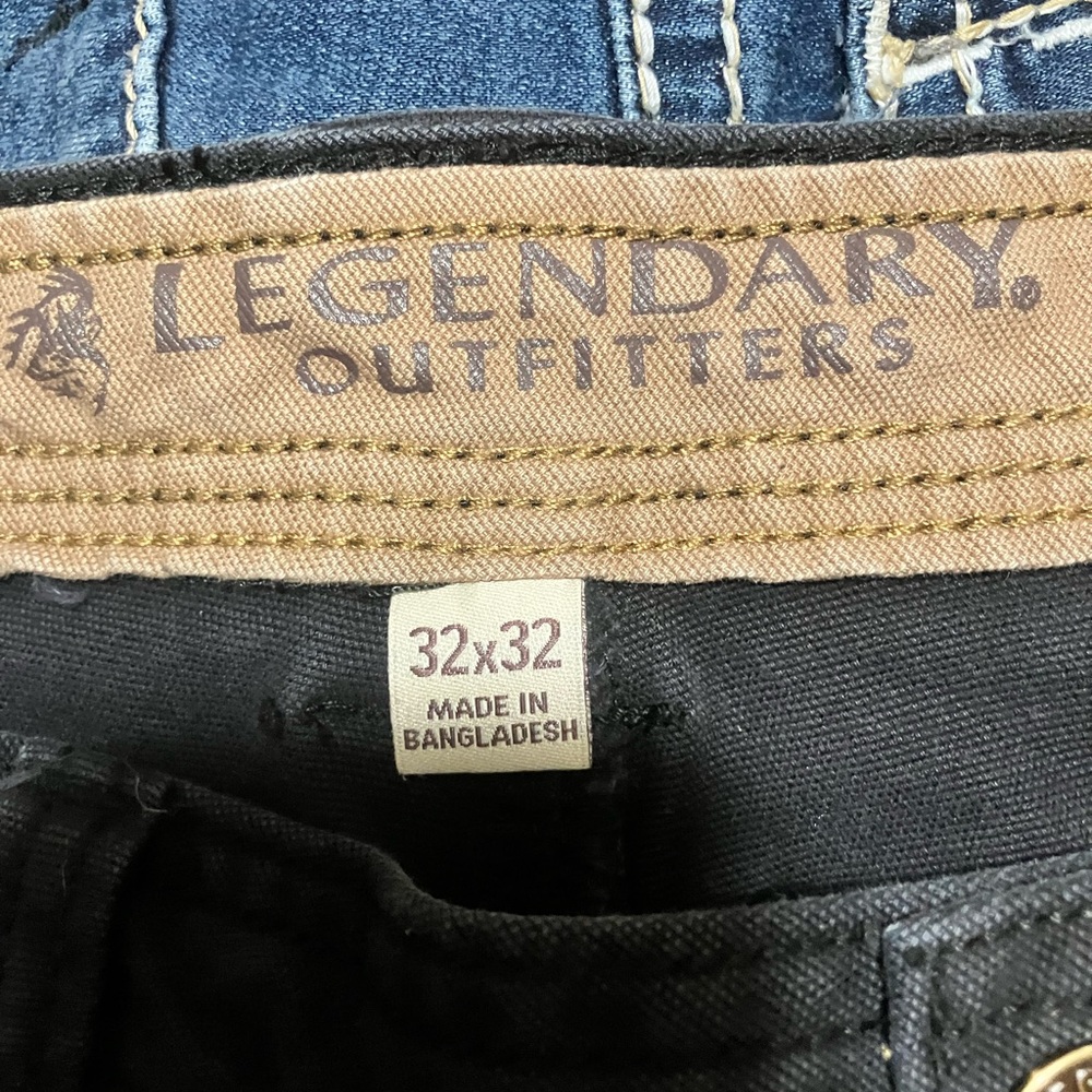 Men's Black Cargo Pants - Picture 6 of 6